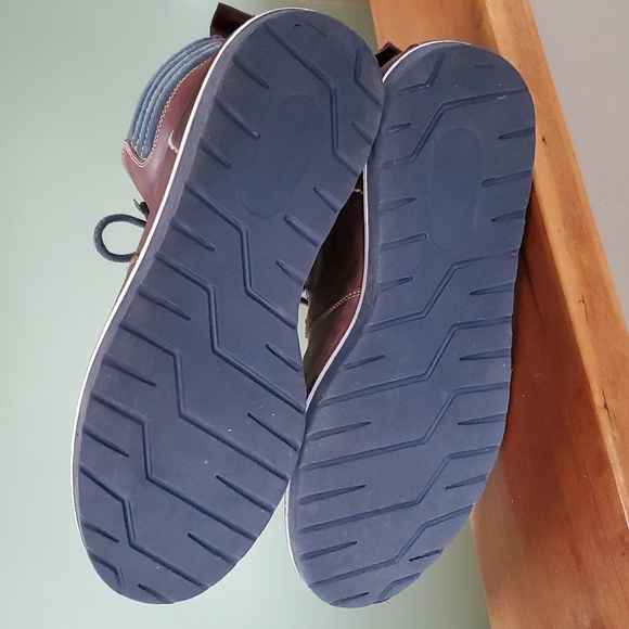 Bata lace up boots - Picture 7 of 16